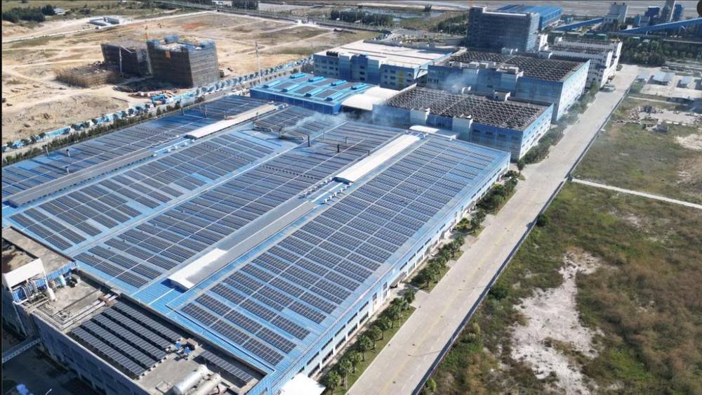 Impianto fotovoltaico su copertura industriale
